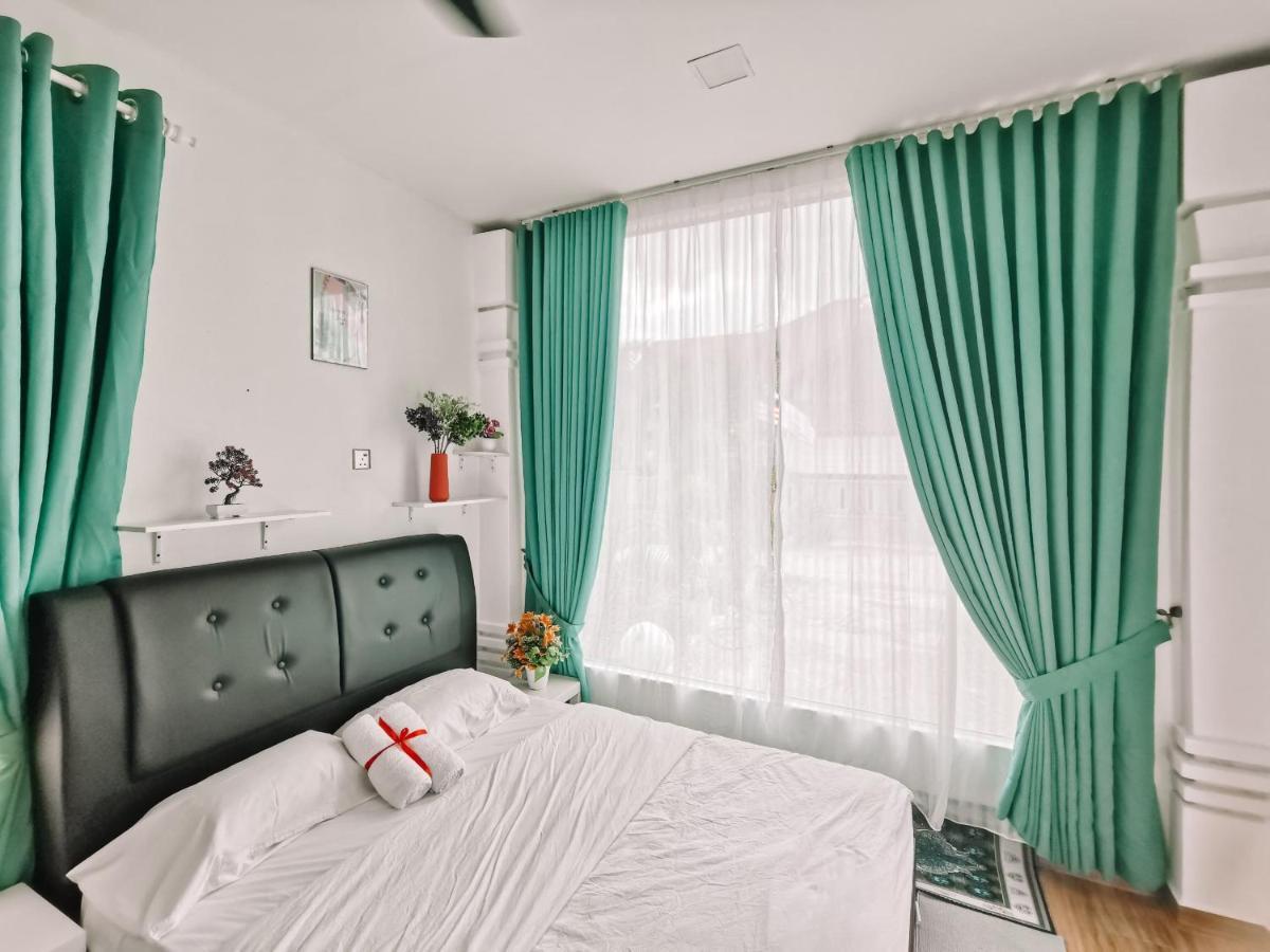 Inap Idaman 5 With 2 Queen Bed In Kubang Kerian Kota Bharu Exterior photo
