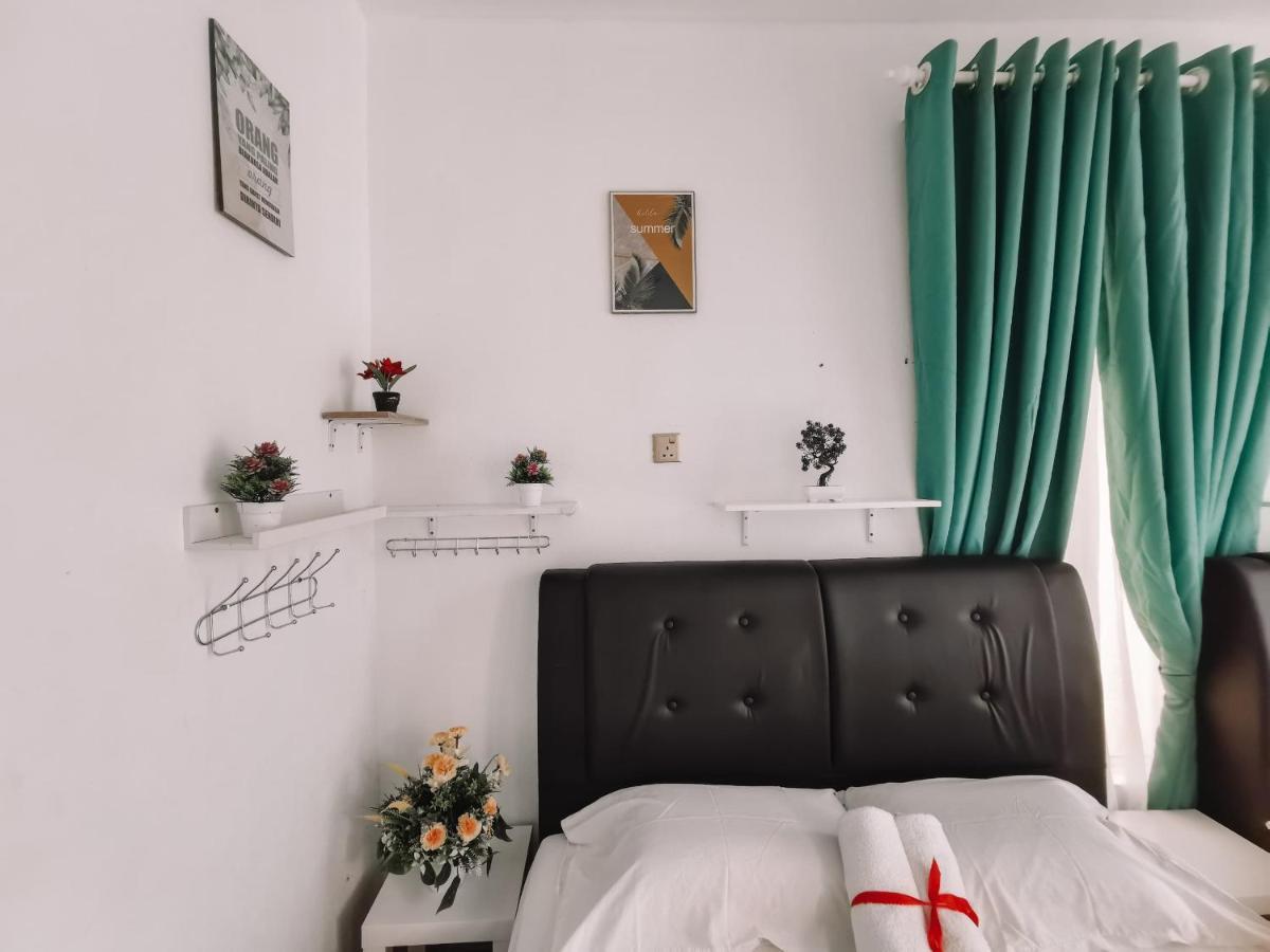 Inap Idaman 5 With 2 Queen Bed In Kubang Kerian Kota Bharu Exterior photo